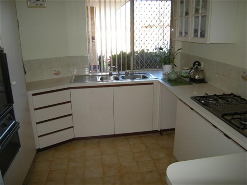 13/16 Heron Place, Maddington WA 6109