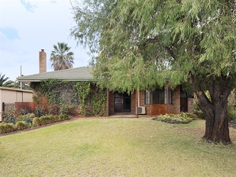 Champion Lakes WA 6111