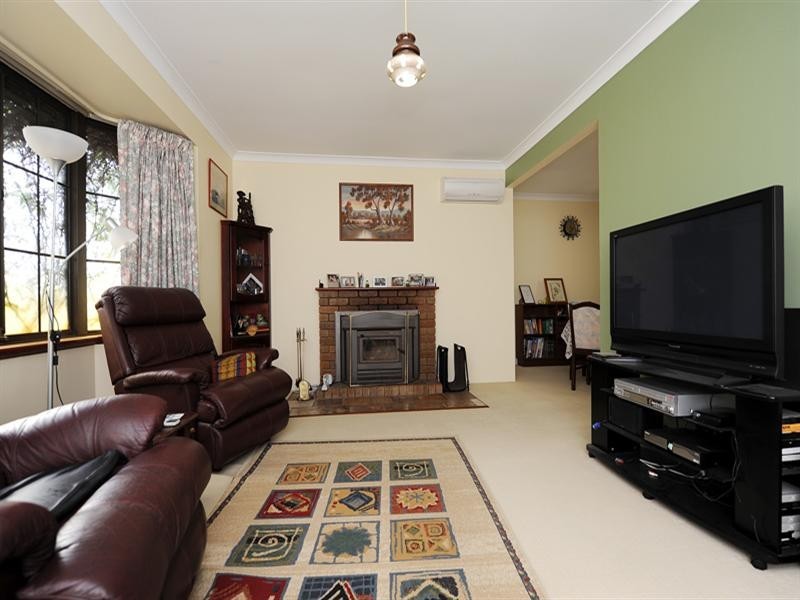 Champion Lakes WA 6111