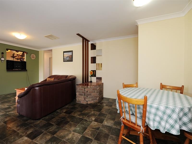 Champion Lakes WA 6111