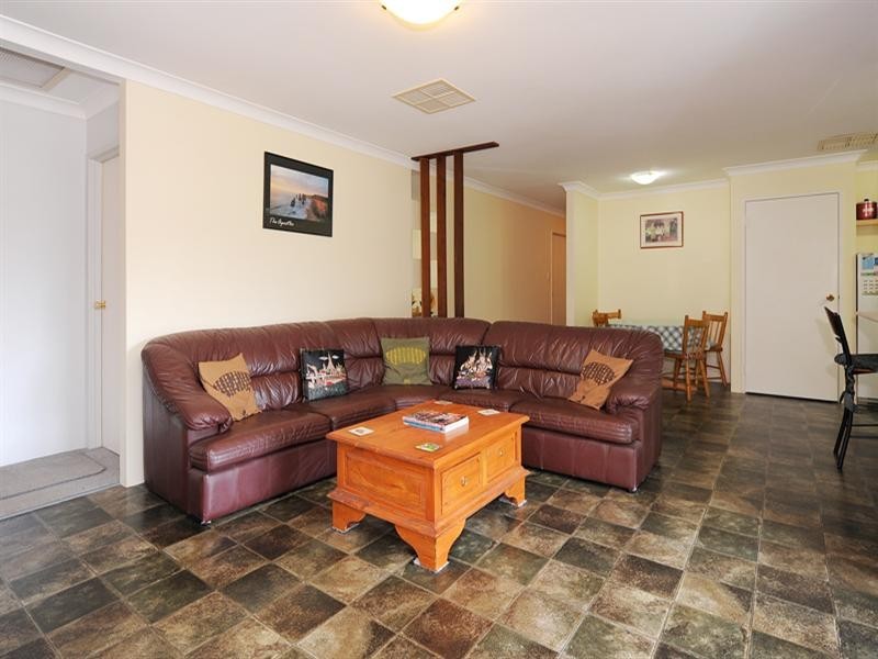 Champion Lakes WA 6111