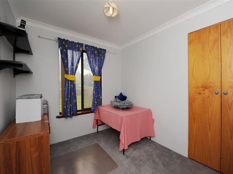 Champion Lakes WA 6111