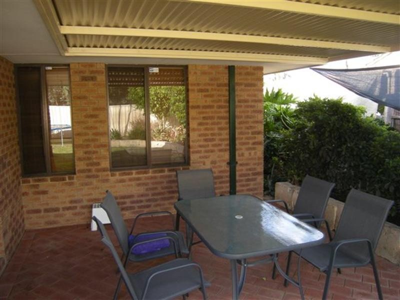 7 Ellendale Court, Seville Grove WA 6112