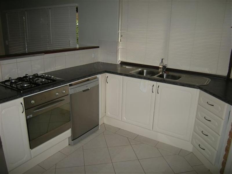 7 Ellendale Court, Seville Grove WA 6112