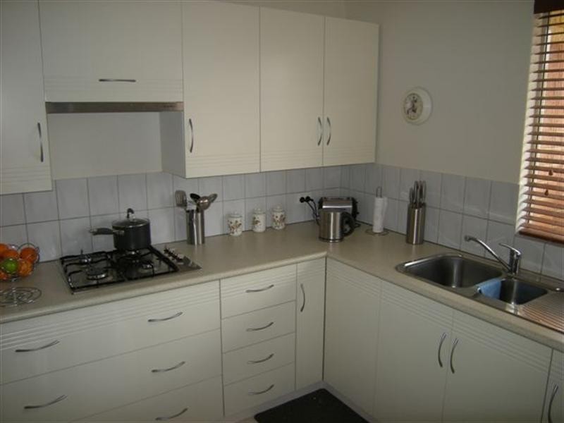 6/8 Heron Place, Maddington WA 6109