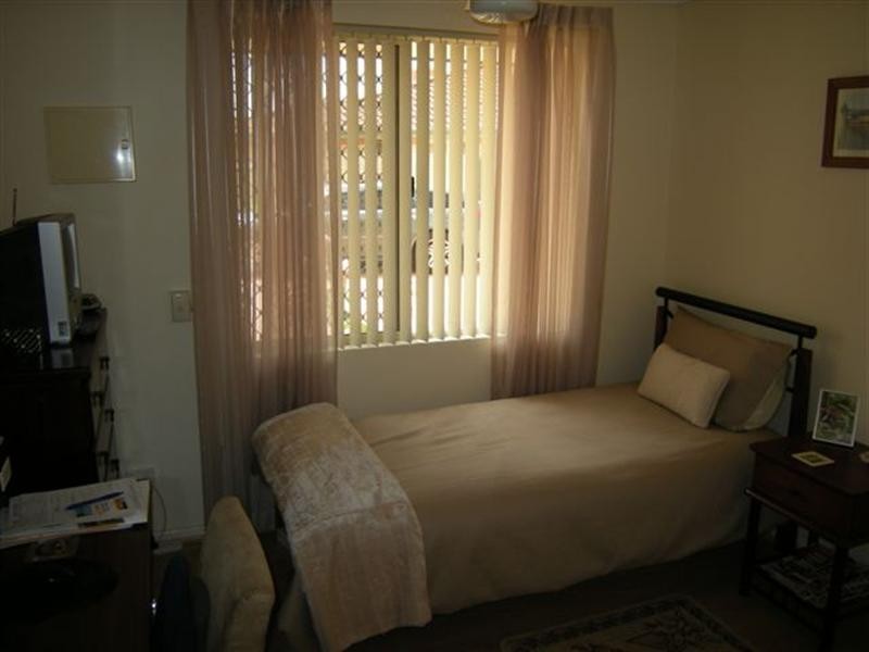 6/8 Heron Place, Maddington WA 6109