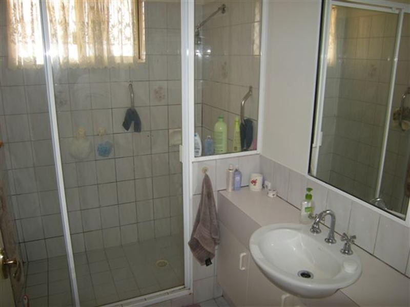 6/8 Heron Place, Maddington WA 6109