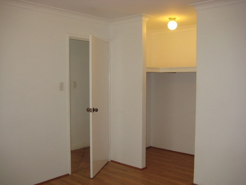 11 Denning Court, Seville Grove WA 6112