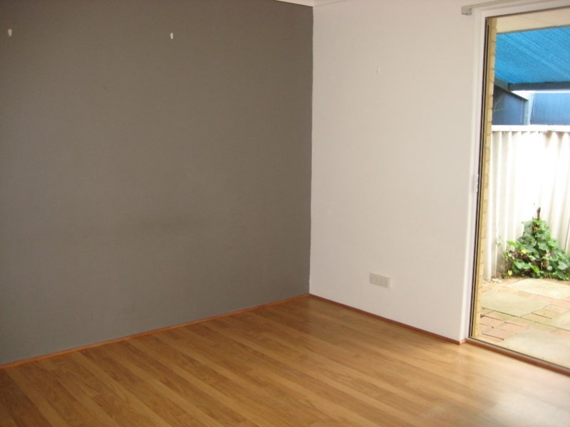 11 Denning Court, Seville Grove WA 6112