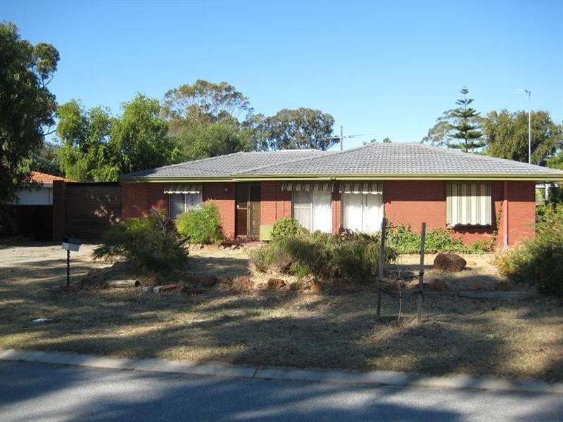 18 Toorak Road, Armadale WA 6112