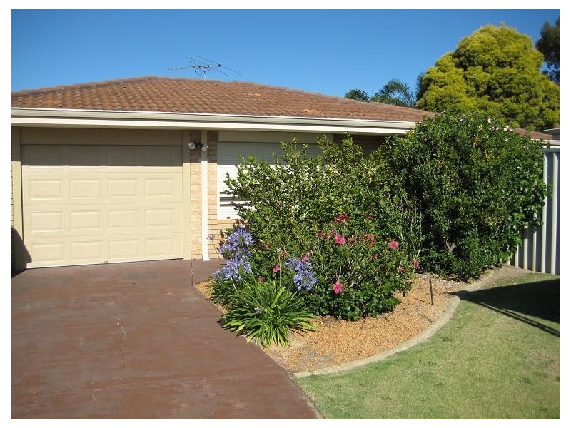 32a Chidzey Drive, Seville Grove WA 6112