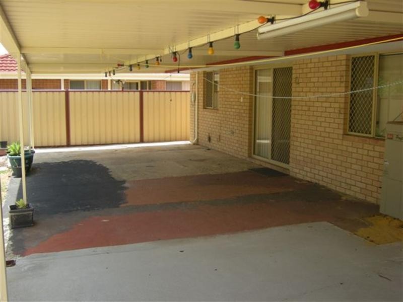 Seville Grove WA 6112