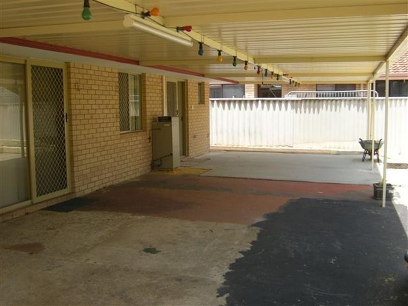 Seville Grove WA 6112