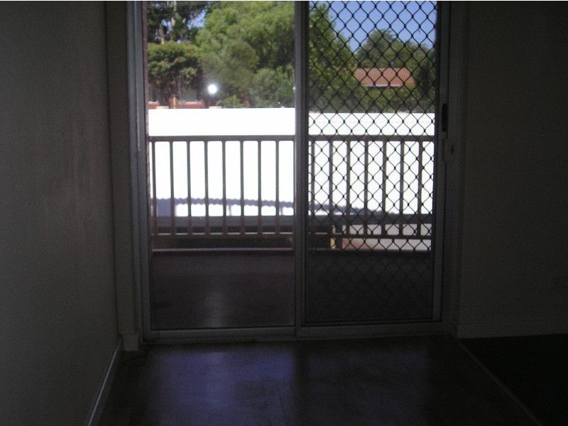 21 Disney Street, Parmelia WA 6167