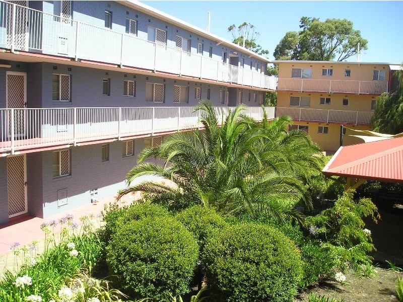 21 Disney Street, Parmelia WA 6167