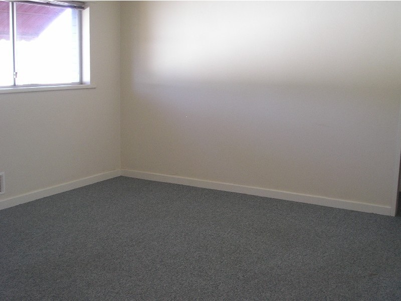 21 Disney Street, Parmelia WA 6167