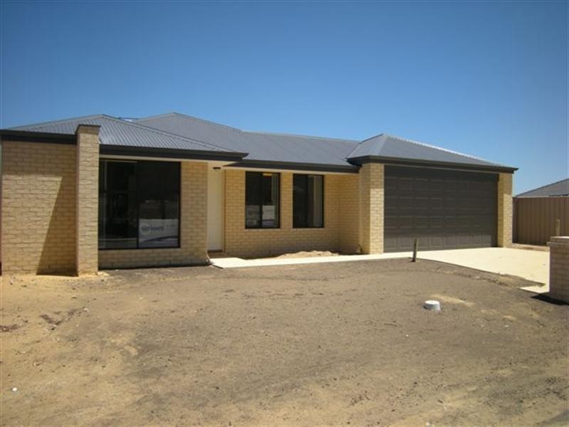 17 Jeffrey Loop, Brookdale WA 6112