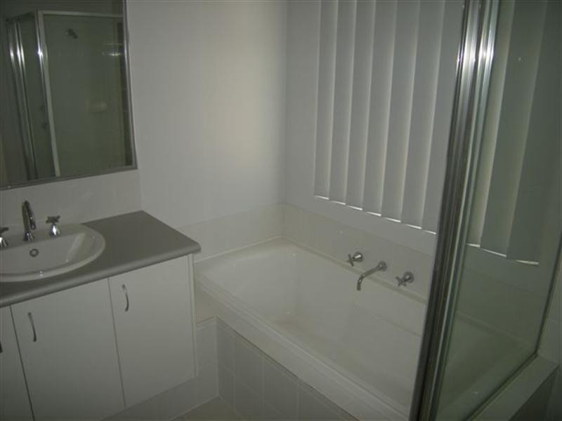 17 Jeffrey Loop, Brookdale WA 6112