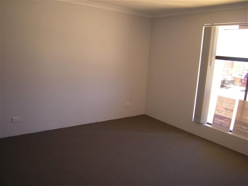 20 Jeffrey Loop, Brookdale WA 6112