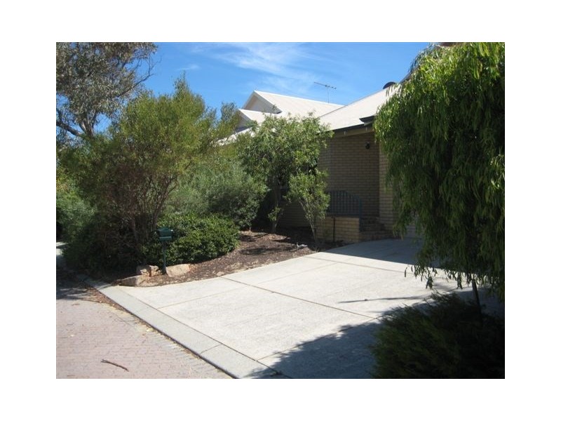 18 Bolton Place, Fremantle WA 6160