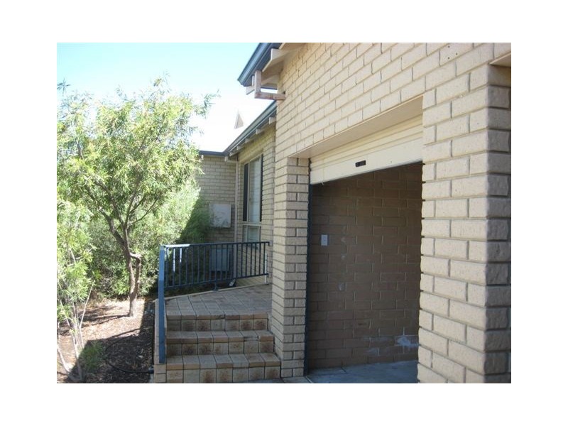 18 Bolton Place, Fremantle WA 6160