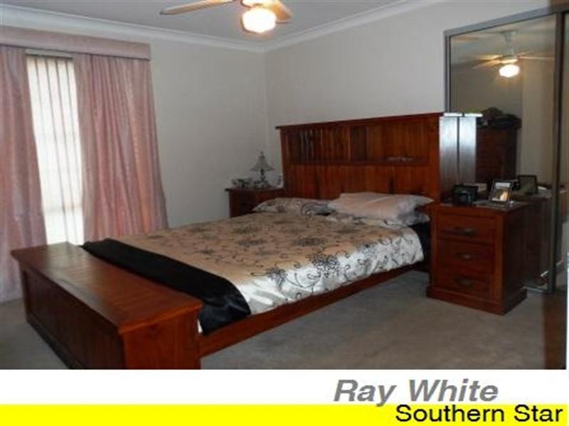 10 Cowra Court, Armadale WA 6112