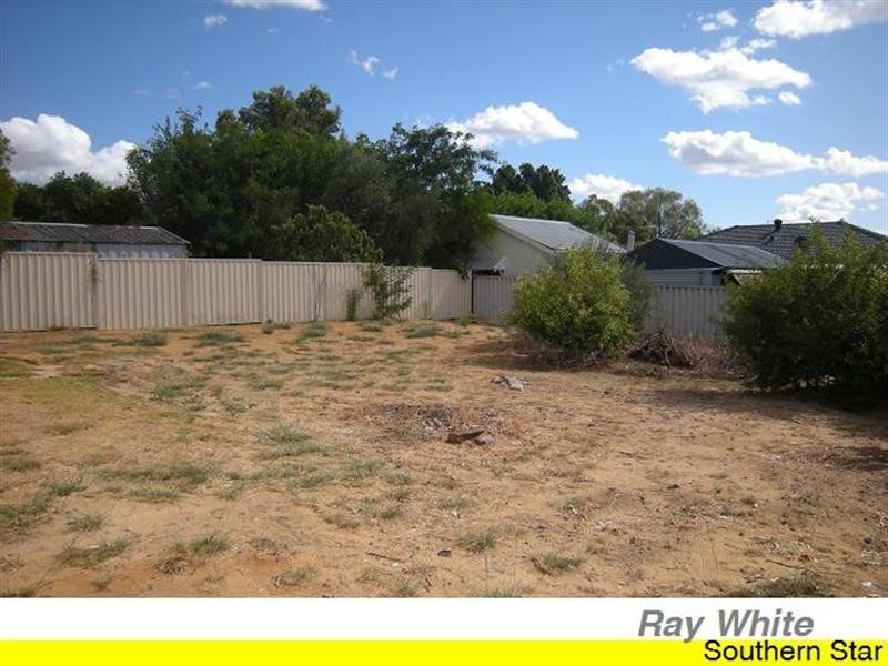 3011a Albany Highway, Kelmscott WA 6111