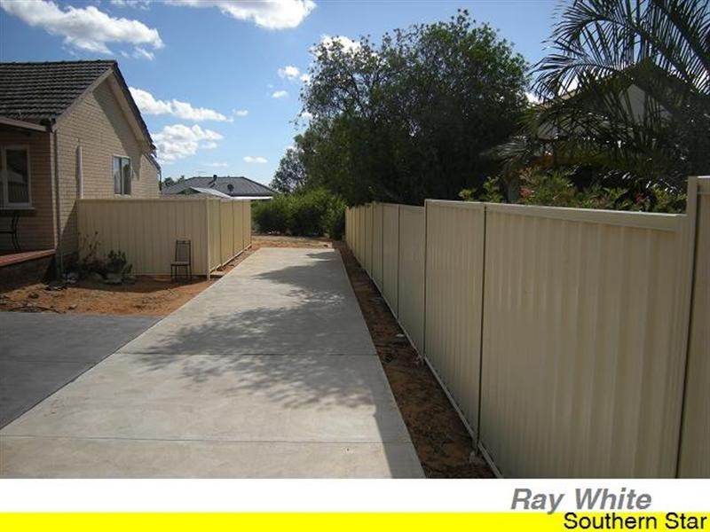 3011a Albany Highway, Kelmscott WA 6111