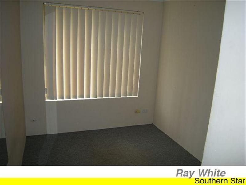 Seville Grove WA 6112