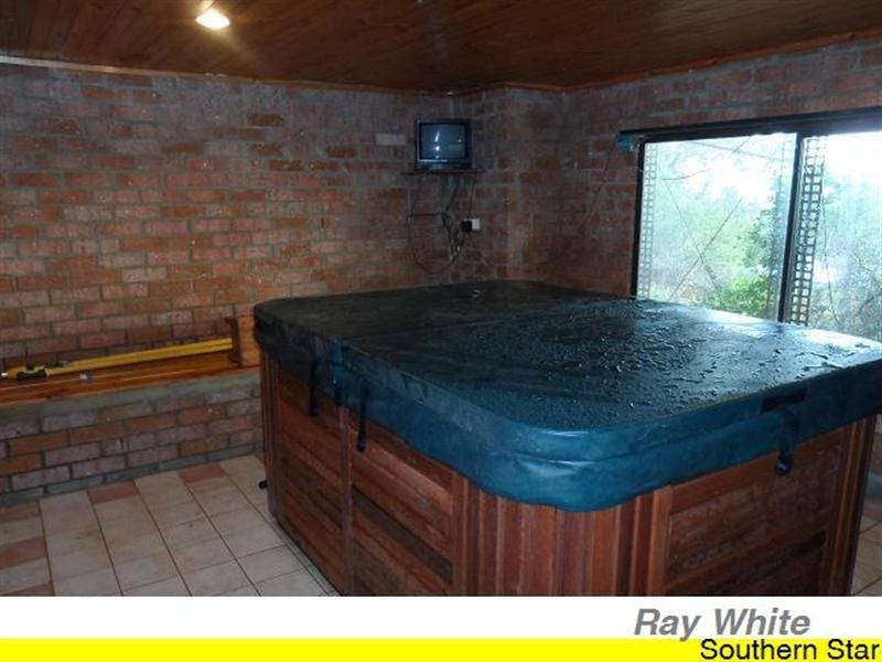 52 Angorra Road, Mount Nasura WA 6112