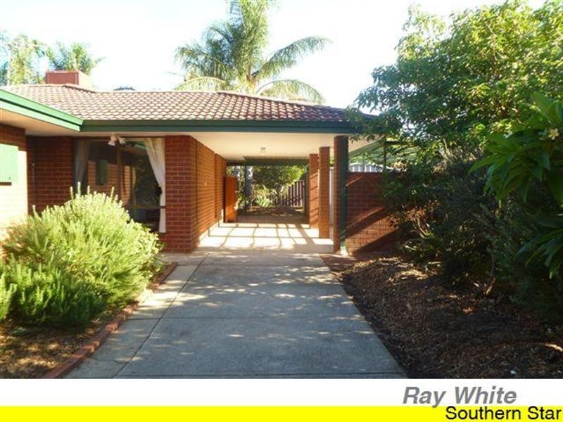 6 Cowra Court, Armadale WA 6112