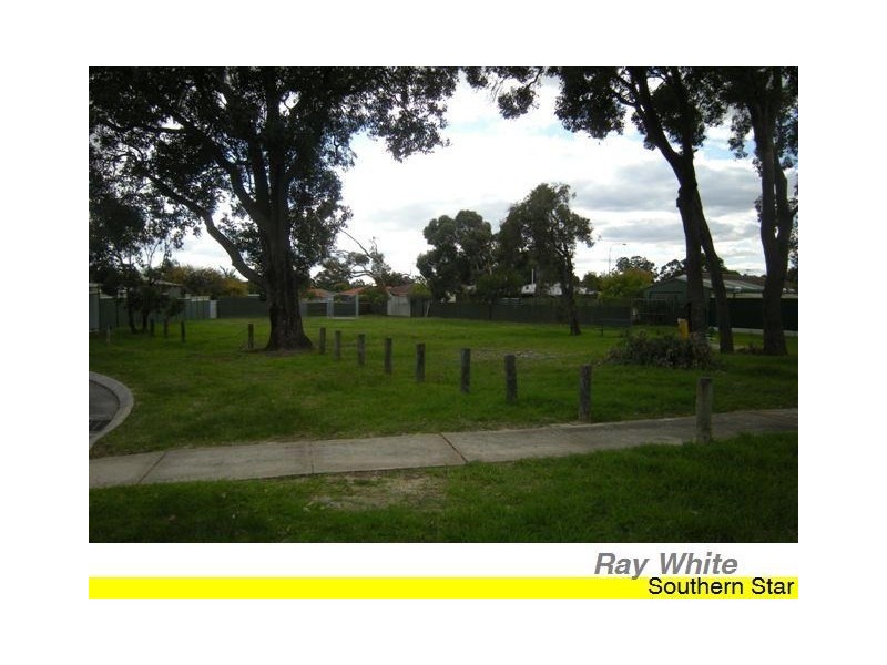 8/9 Berry Court, Maddington WA 6109