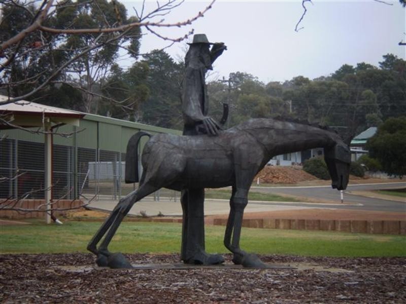 18 Mellows Road, Wandering WA 6308