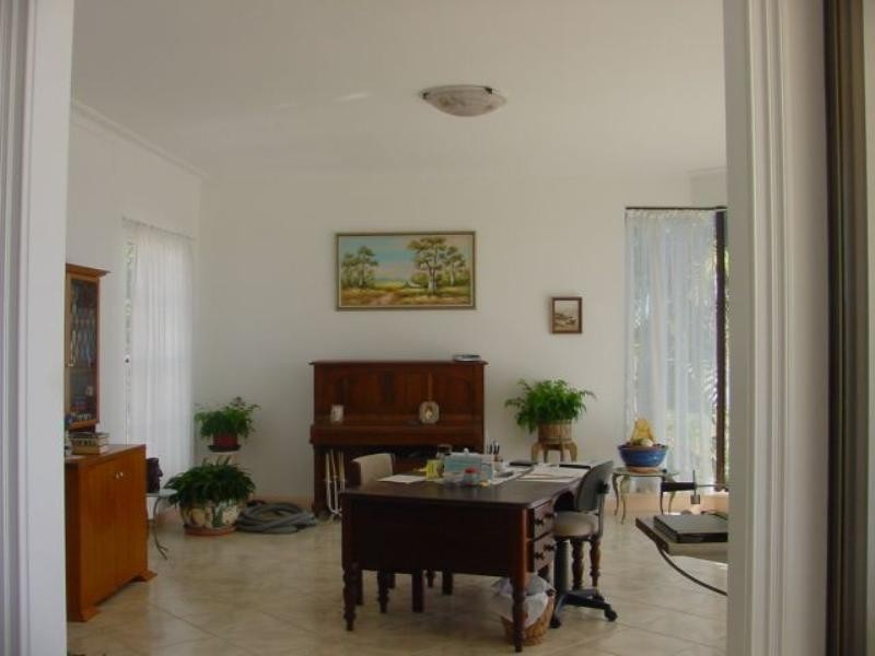 417 School Road, Palmers Island NSW 2463