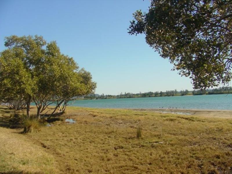 417 School Road, Palmers Island NSW 2463