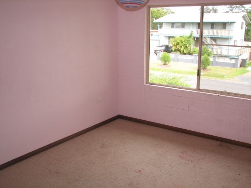 8 Dalley Street, Palmers Island NSW 2463