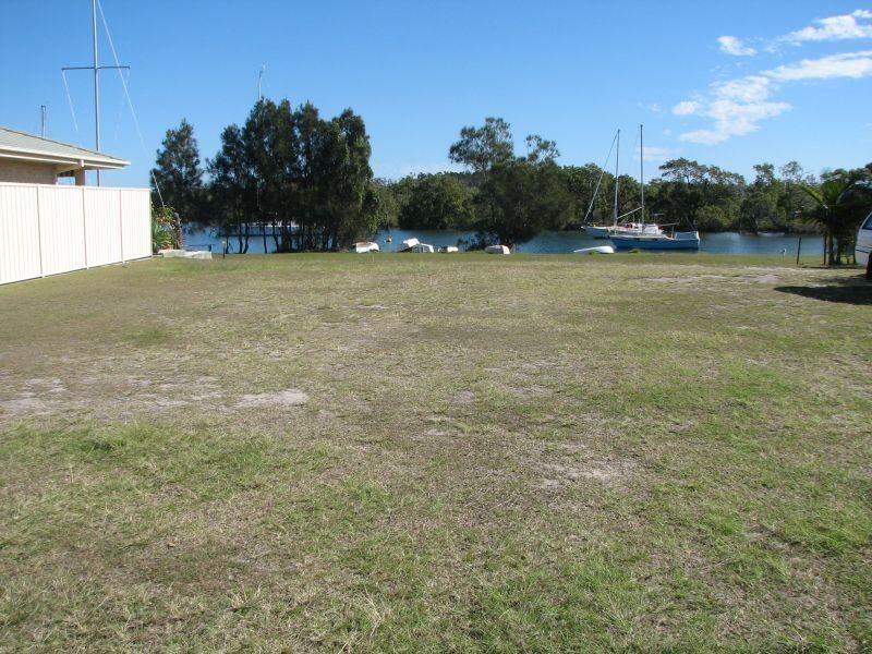 18 Westringia Place, Yamba NSW 2464