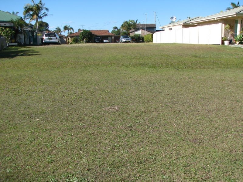 18 Westringia Place, Yamba NSW 2464