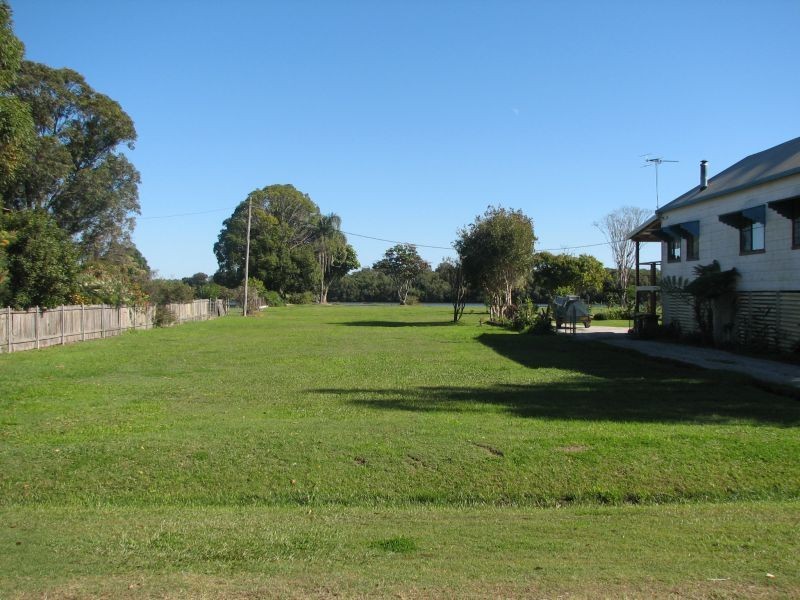 6 Carrington Street, Palmers Island NSW 2463