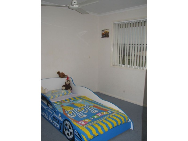 13 Newport Circuit, Yamba NSW 2464