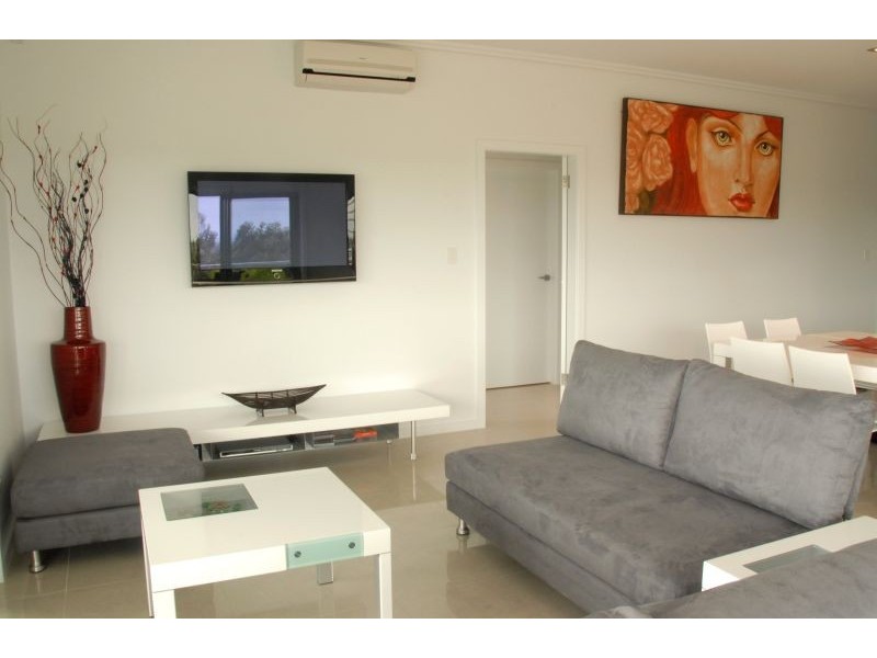 1/6 Clarence Street, Yamba NSW 2464