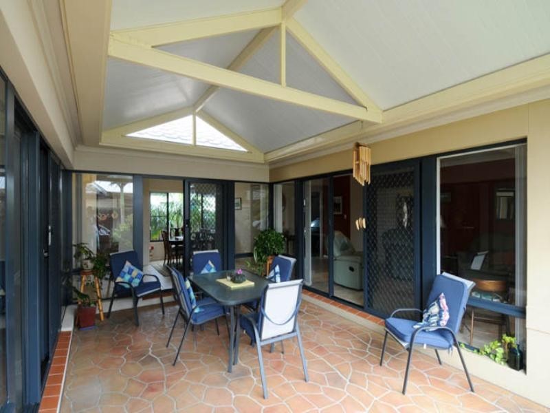 35 Oceania Drive, Yamba NSW 2464