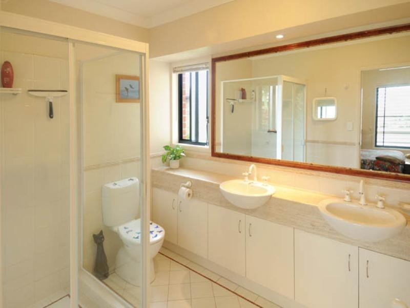 35 Oceania Drive, Yamba NSW 2464