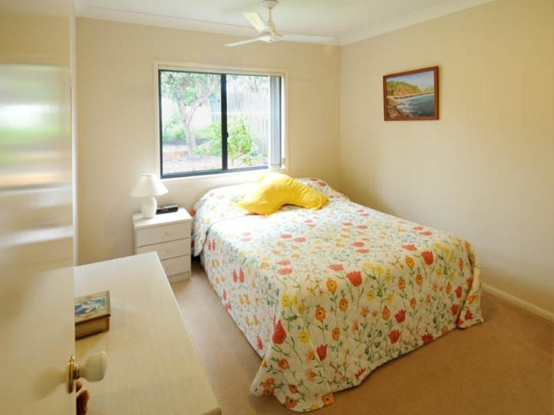 35 Oceania Drive, Yamba NSW 2464