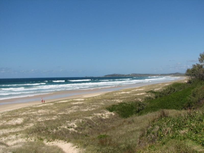 35 Oceania Drive, Yamba NSW 2464