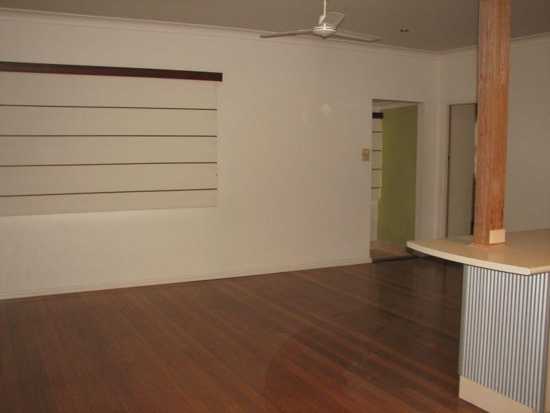 35 Yamba Street, Yamba NSW 2464