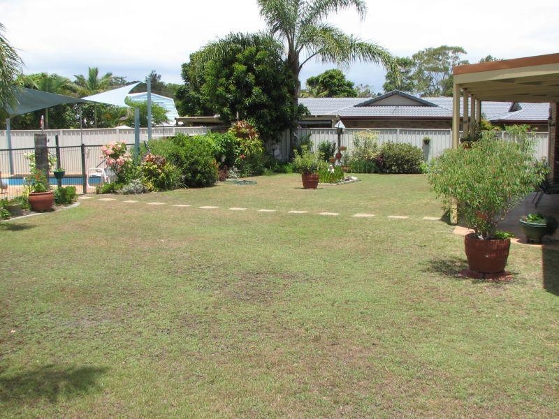 22 Admiralty Court, Yamba NSW 2464