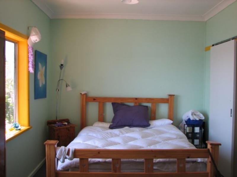 10 River Street, Palmers Island NSW 2463