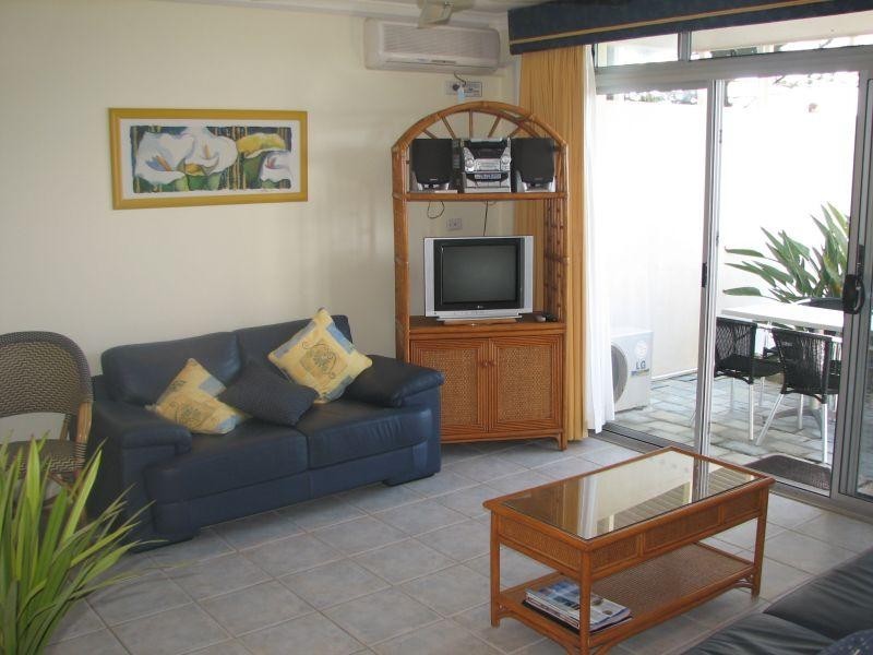 1/1 Queen Street, Yamba NSW 2464