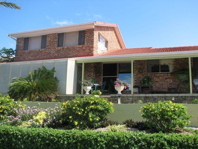 42 The Mainbrace, Yamba NSW 2464